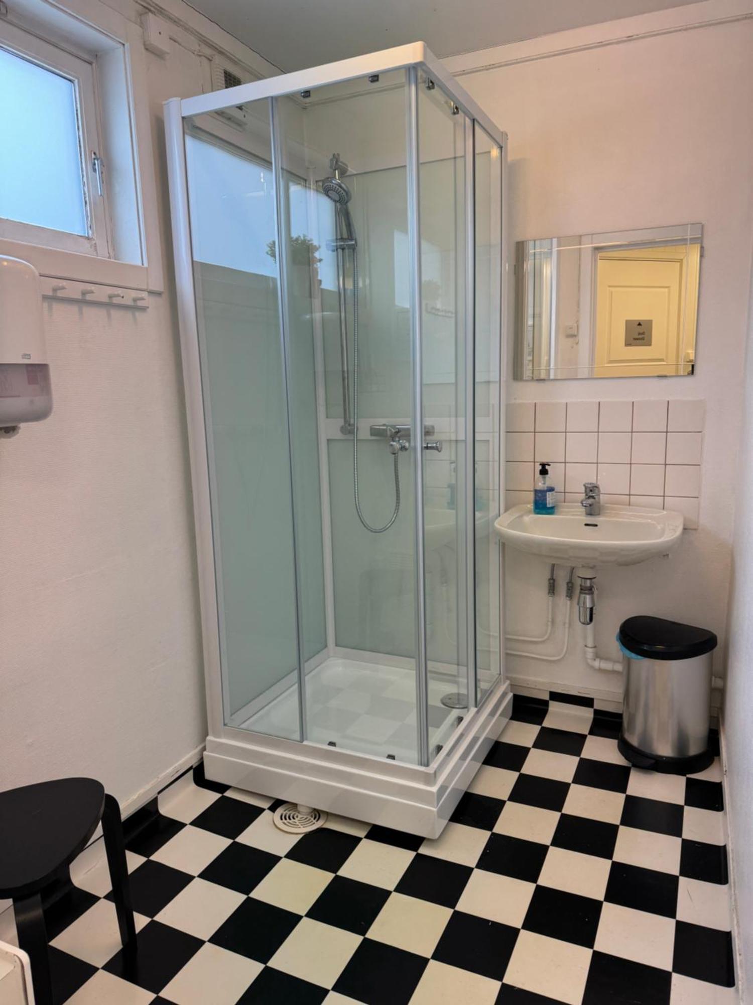 Vinstra Hostel 外观 照片